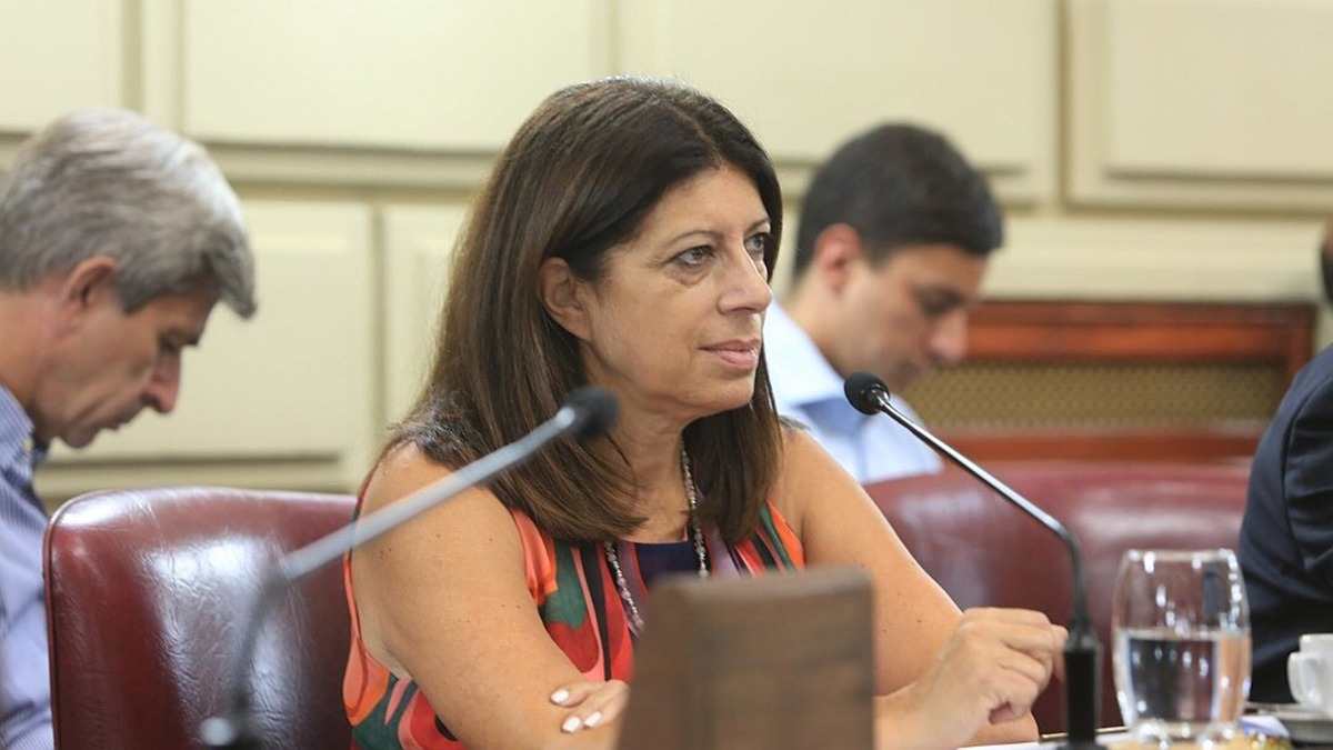 Clara García: «No queríamos darle al gobierno más excusas para su inactividad» – El Quid De La Cuestión